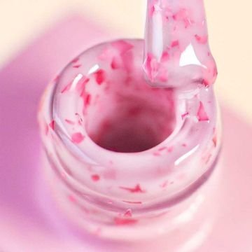 DNKa Lovely No. 0010A — камуфлирующая база DNKa Lovely No. 0010A — камуфлирующая база