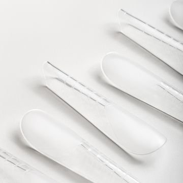 Верхние формы для френч-наращивания COUTURE Colour Nail Tips с силиконовыми вкладками Inserts for Easy French 120 шт