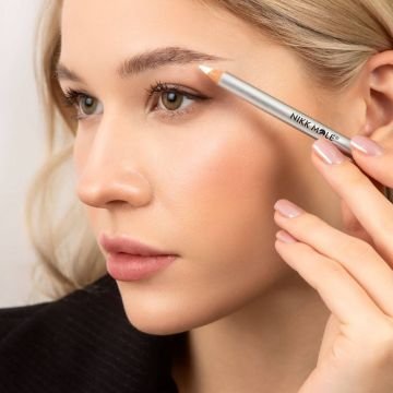 Brow Paste NIKK MOLE в карандаше (белая) Brow Paste NIKK MOLE в карандаше (белая)